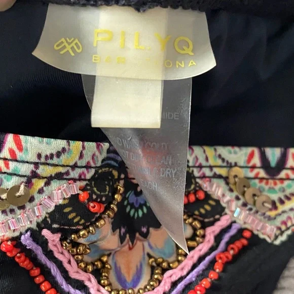 Pilyq San Sebastián Black Bikini with Vibrant Embroidery - Picture 3 of 16